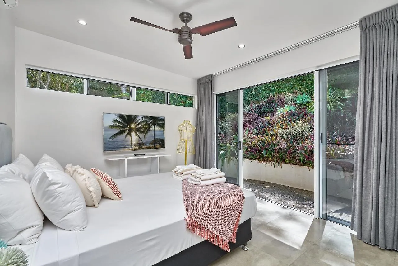Canopy Views Holiday House With Heated Pool Palm Cove Holiday home