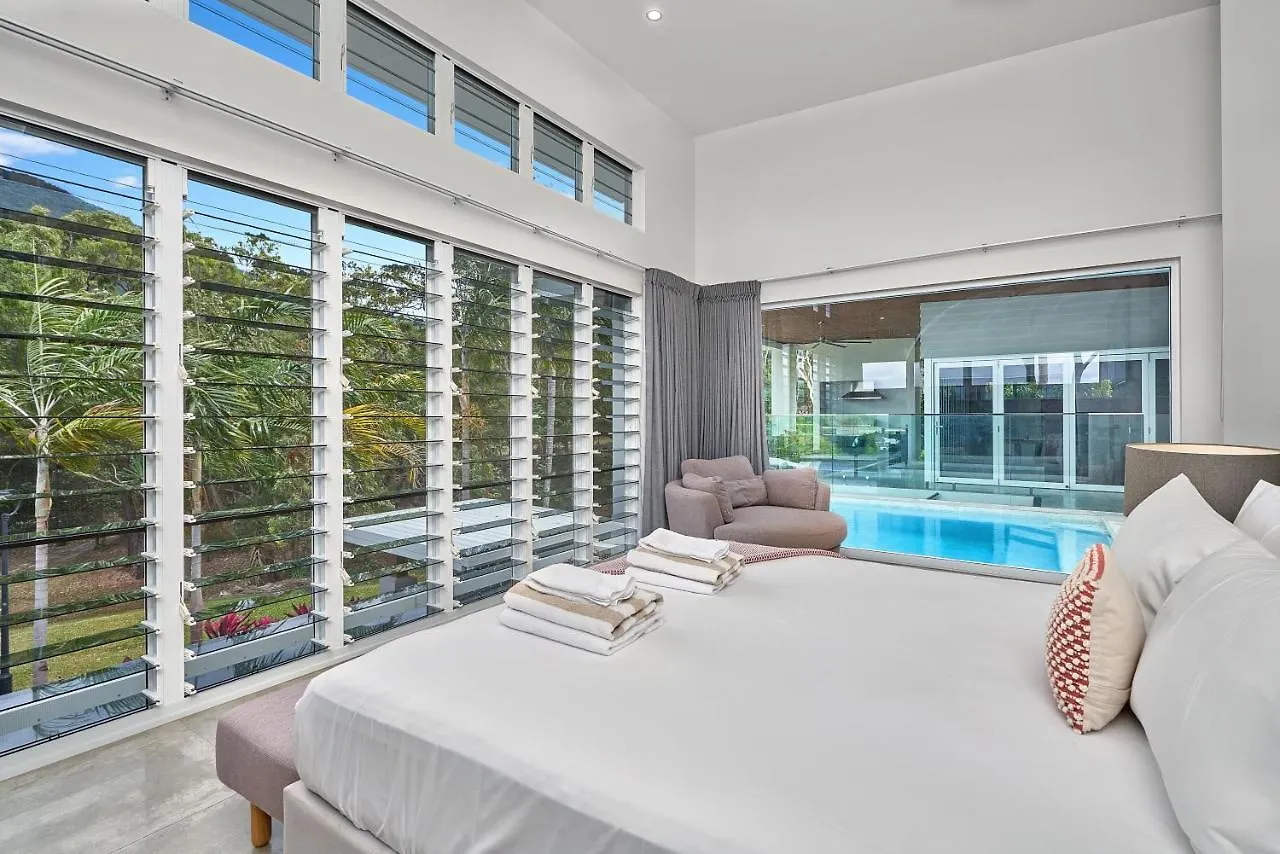 Canopy Views Holiday House With Heated Pool Palm Cove Holiday home